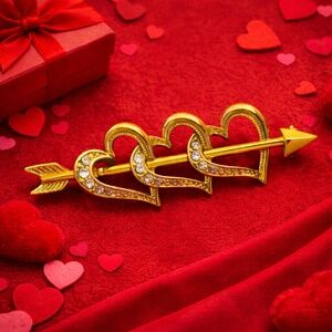Avon Triple Heart Arrow Pin – Gold Tone Rhinestone Brooch (1997)